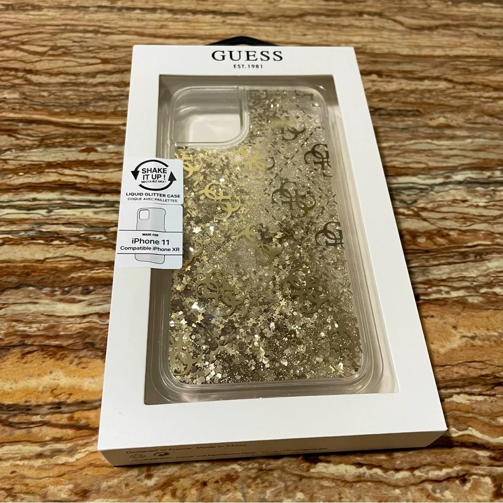 Guess iPhone 11 Liquid Glitter Case | Gold